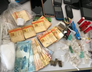 Polícia Civil e Militar prendem quatro pessoas por tráfico de drogas em Pirapetinga