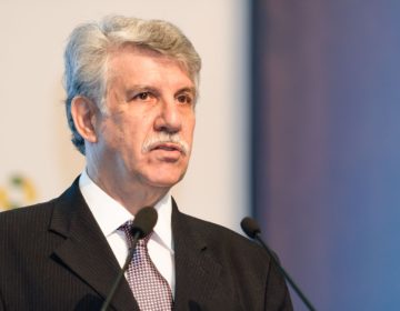 Presidente da AEB reclama protagonismo do comércio exterior