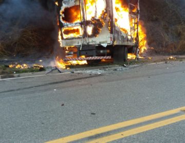Motorista morre e caminhão pega fogo após batida entre veículos na BR -040