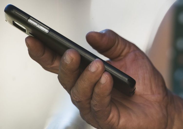 Com menos compartilhamentos, Instagram é aposta nas eleições