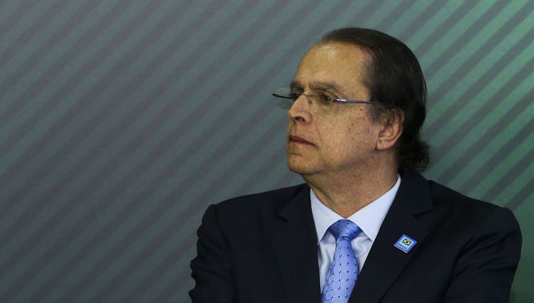 Ministro suspende por 90 dias procedimentos sobre registro sindical