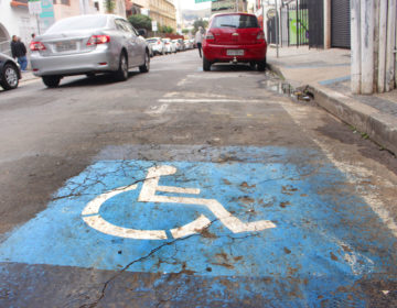 Resolução facilita credenciamento de pessoas com deficiência para uso de vagas de estacionamento