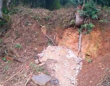 Guarda Municipal flagra despejo de entulho em área de preservação