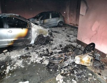 Incêndio destrói veículos em garagem de prédio em Muriaé