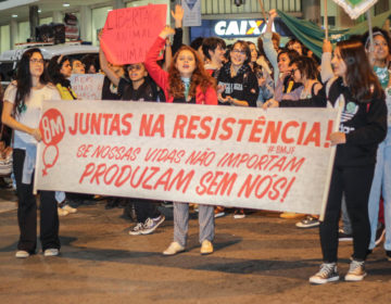 Marcha pela vida das Mulheres levanta discussões sobre a legalização do aborto