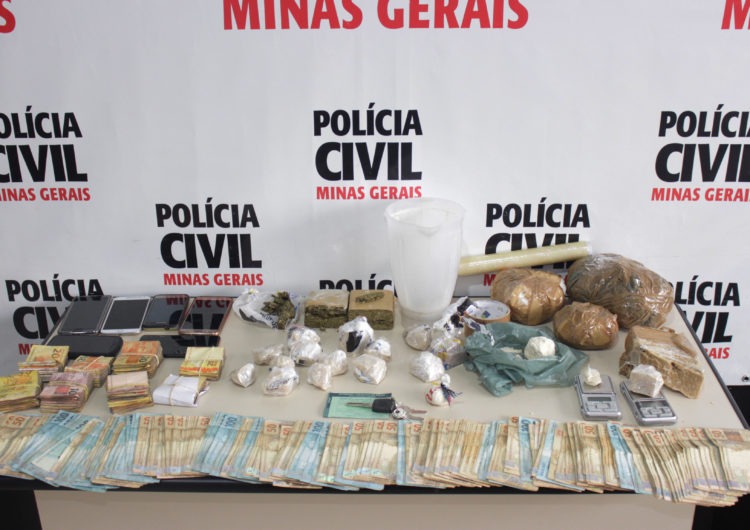 Polícia Civil desmantela grupo por tráfico de drogas em Benfica e apreende R$32 mil