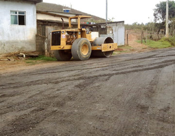Prefeitura recupera 64 km de estradas rurais