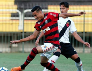 Flamengo vence Vasco e segue líder no Brasileirão Sub-20