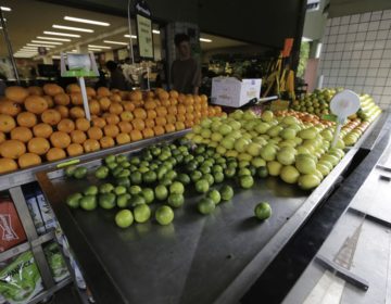 Alimentos têm queda de preço e ajudam a segurar inflação em julho