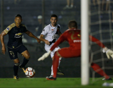 Vasco vence a LDU, mas está eliminado da Sul-Americana