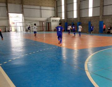 “Jogos Intercolegiais” – Times infantis avançam para as semifinais de suas chaves no futsal