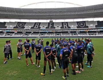 Botafogo antecipa receita do Carioca 2019 para quitar salários do elenco