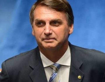 Médicos vão avaliar se Bolsonaro pode fazer campanha nas ruas