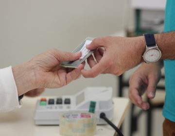 Eleições do novo: empresário pode vencer político experiente em Minas Gerais