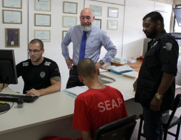 Polícia Civil apresenta dois suspeitos de homicídio praticado no mês de agosto