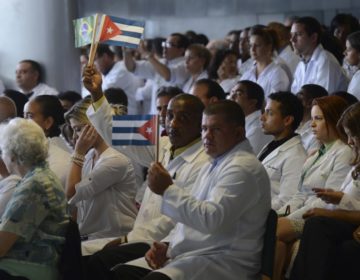 Cuba deixa Mais Médicos por discordar de exigências do governo eleito
