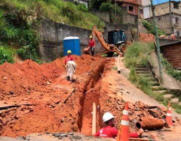 Cesama inicia remodelação de cem metros de redes de esgoto no Bairro Sagrado Coração