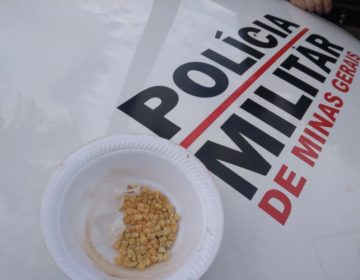 Casal é preso com pedras de crack na praça do bairro Vitorino Braga