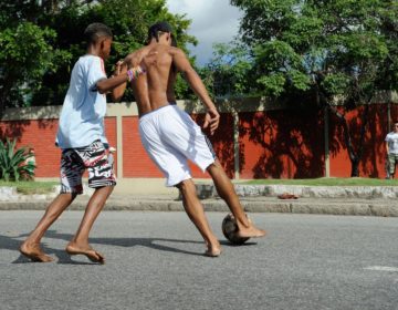 Dois em cada dez jovens de países emergentes não trabalham nem estudam