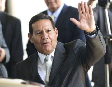 Mourão: tempo de contribuição de militares pode ser maior com reforma