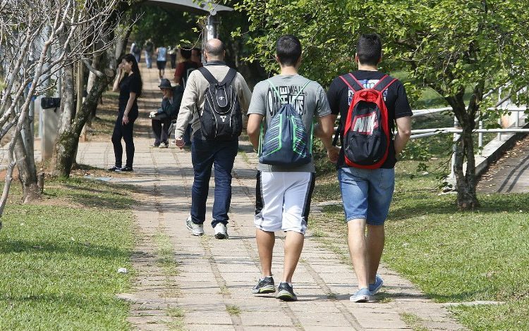 Simulador de notas ajuda estudantes a selecionar cursos no Sisu