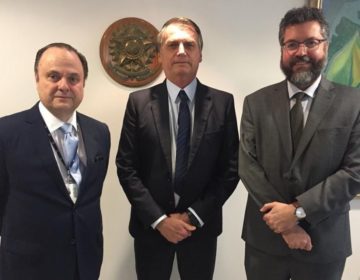 Bolsonaro se reúne com chanceler e com futuro presidente da Apex
