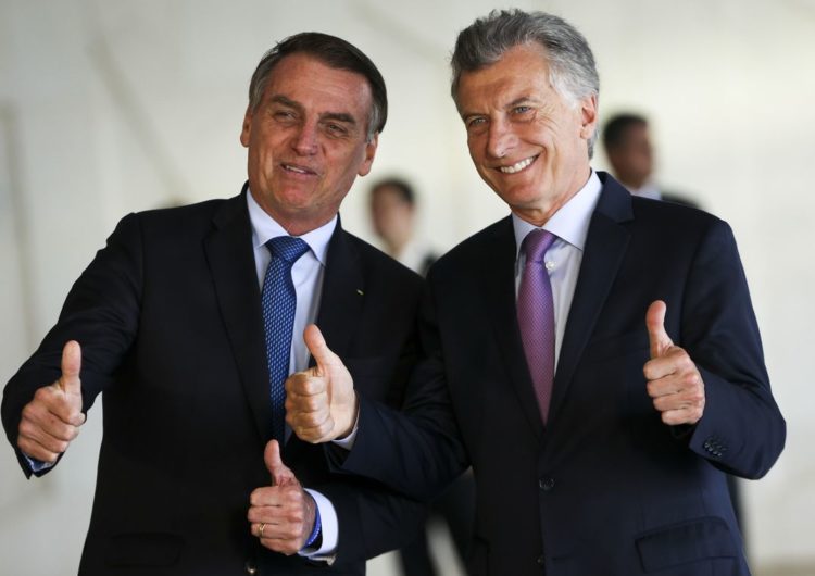 Bolsonaro diz a Macri que confia na modernização do Mercosul