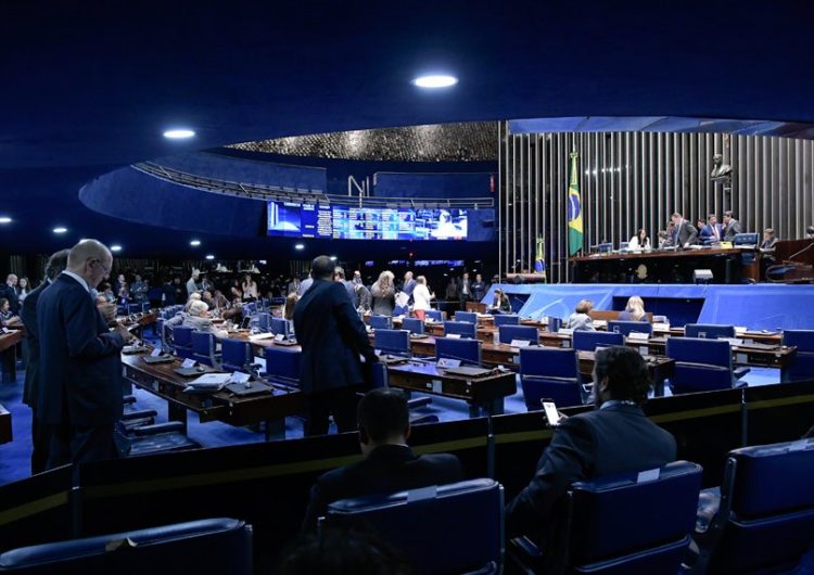 Composição do Senado salta de 15 para 21 partidos em 2019