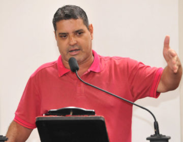Vereador Cido Reis renuncia cargo de primeiro secretário