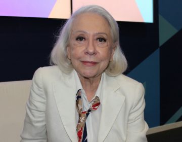 Atriz Fernanda Montenegro recebe alta de hospital no Rio