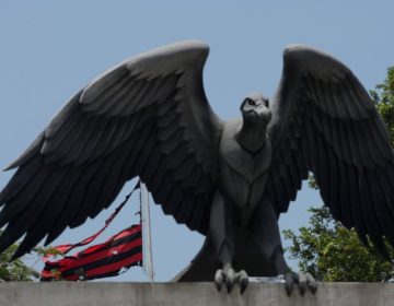 Atleta ferido em incêndio no Flamengo vai para unidade semi-intensiva