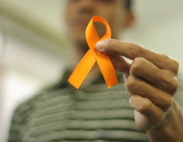 “Fevereiro Laranja”: campanha de conscientização sobre a Leucemia