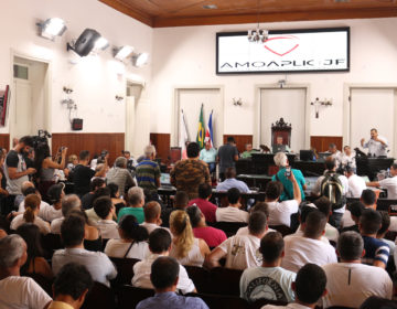 Regulamentação do transporte remunerado privado por aplicativos é discutida na Câmara Municipal