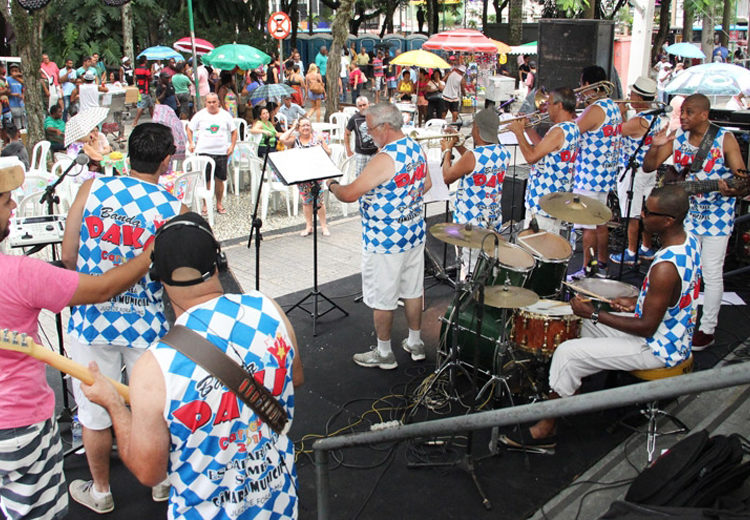 Quatro blocos animam pré-carnaval 2019 nesta quinta e sexta-feira