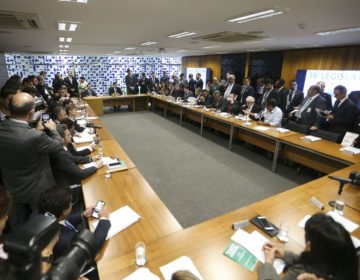 Deputados vão votar emendas ao cadastro positivo