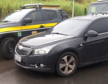 Carro roubado é recuperado pela PRF após 25 km de perseguição na BR-116 em Leopoldina