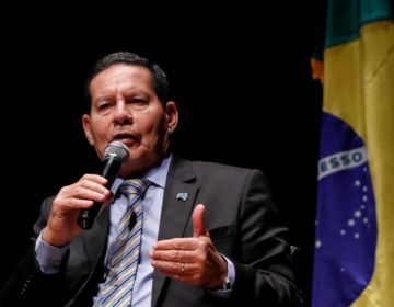 Mourão diz que há preconceito e desinformação sobre carreira militar