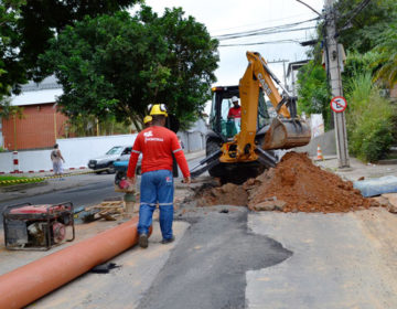 Bairro São Mateus recebe 550 metros de novas redes de esgoto da Cesama