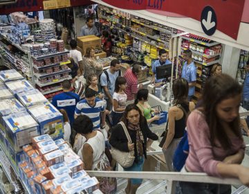 Endividamento de famílias brasileiras atinge maior patamar desde 2015