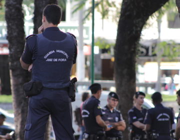 Guarda Municipal prende jovem com drogas no centro de Juiz de Fora