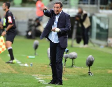 Vanderlei Luxemburgo é apresentado ao vasco e exalta retorno ao futebol