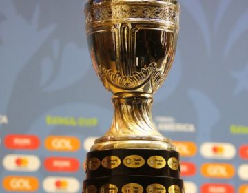 Peru e Uruguai decidem último semifinalista da Copa América