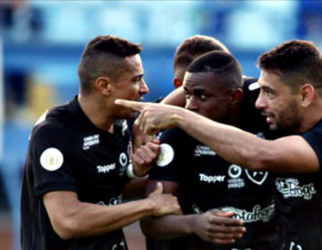 Botafogo vence o Avaí fora de casa pela 13ª rodada do Brasileirão