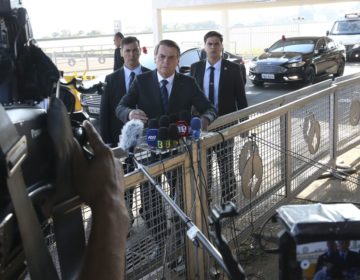 Bolsonaro diz que vai ouvir Guedes sobre novo imposto