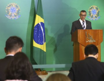 Governo quer autonomia para gerir doações para Amazônia