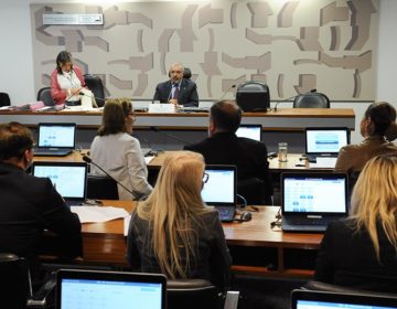 Governo e representantes de sindicatos debatem Previdência e trabalho na CDH