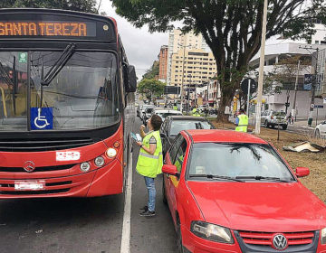 Blitz educativa é realizada na Rio Branco durante Semana Nacional do Trânsito
