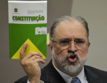 Em sabatina, Aras defende MP independente e separação dos Poderes