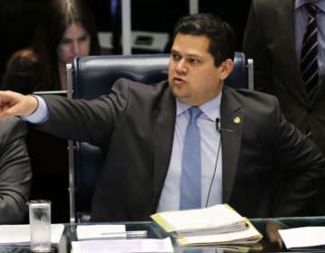 Senado questionará ação da PF em gabinete de líder do governo