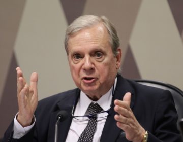 Tasso apresenta relatório final da reforma da Previdência